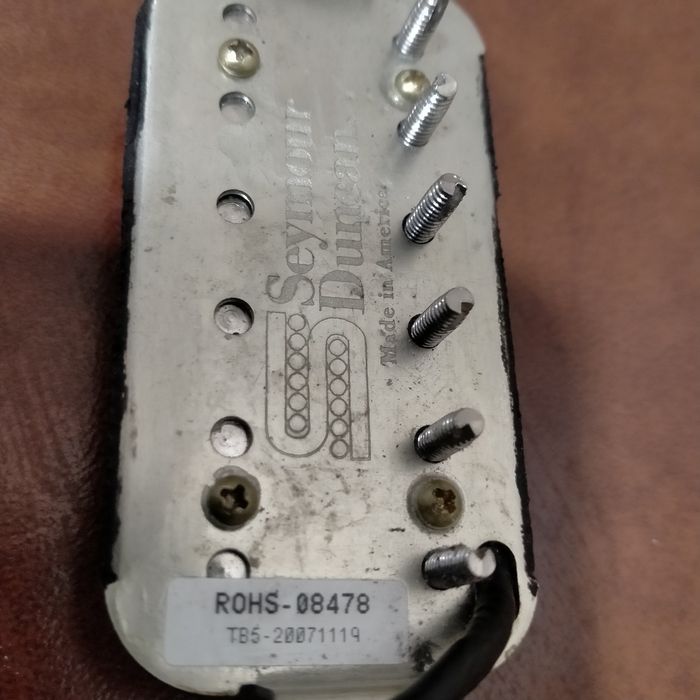 Звукомниматель хамбакер в бридж Seymour Duncan