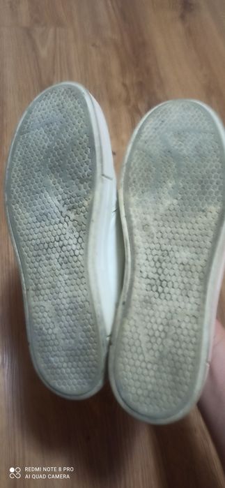 Кросівки.43р.28.5см.