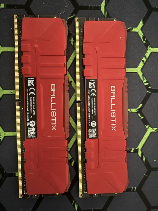 Pamięć RAM DDR4 2x8GB Crucial Ballistix 3600MHz CL16 (OC 4800MHz CL18)