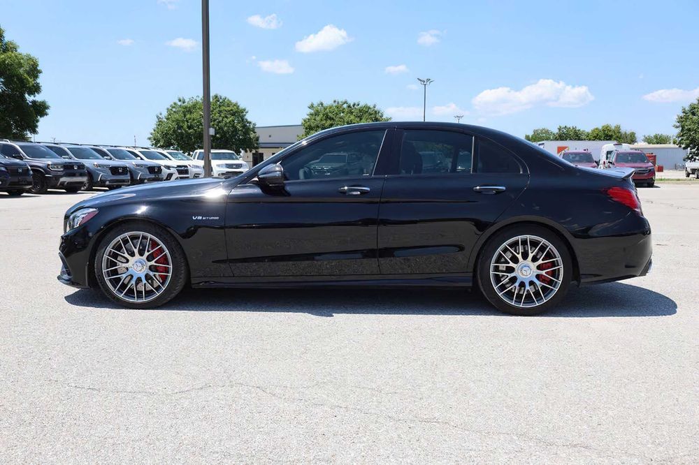 Mercedes-Benz C-Class AMG C 63      2019