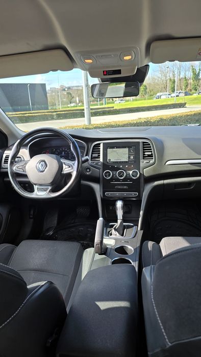 **SÓ ESTA SEMANA** Renault Megane 1.5 DCI 116cv automática
