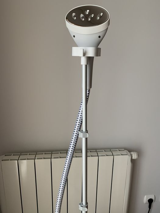 Ferro de engomar de vapor vertical