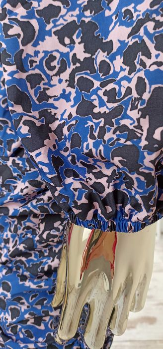 Sukienka w cętki Roco niebieska to 38/40