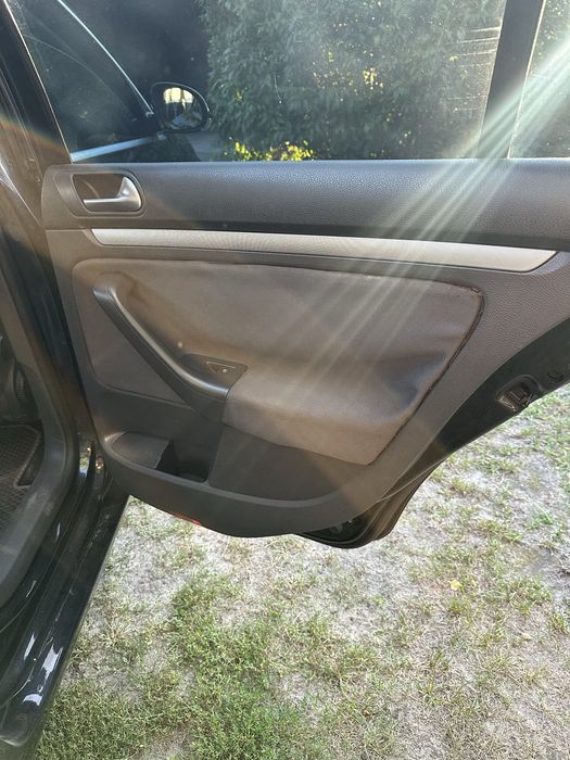 Volkswagen Golf 2009 року