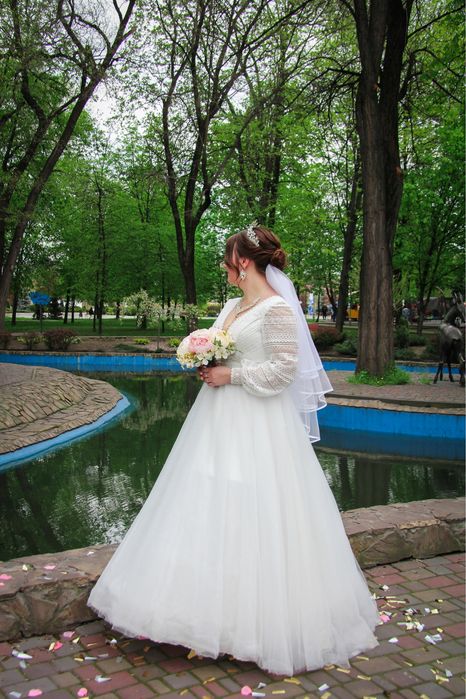 Продам свадебное платье