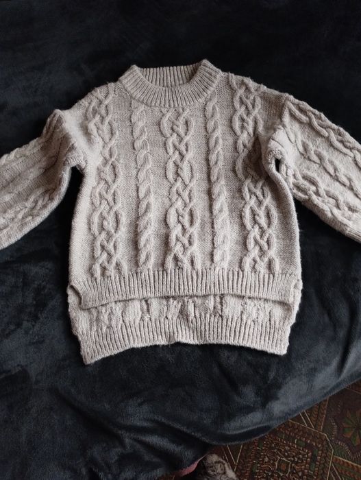 Продам классный, теплый женский свитер