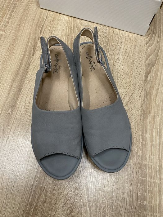 Clarks collection босоніжки сандалі сабо