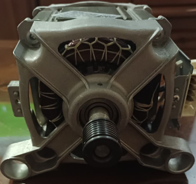 Silnik inwerterowy do pralki