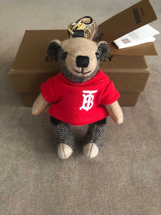 новый брелок / подвес Burberry