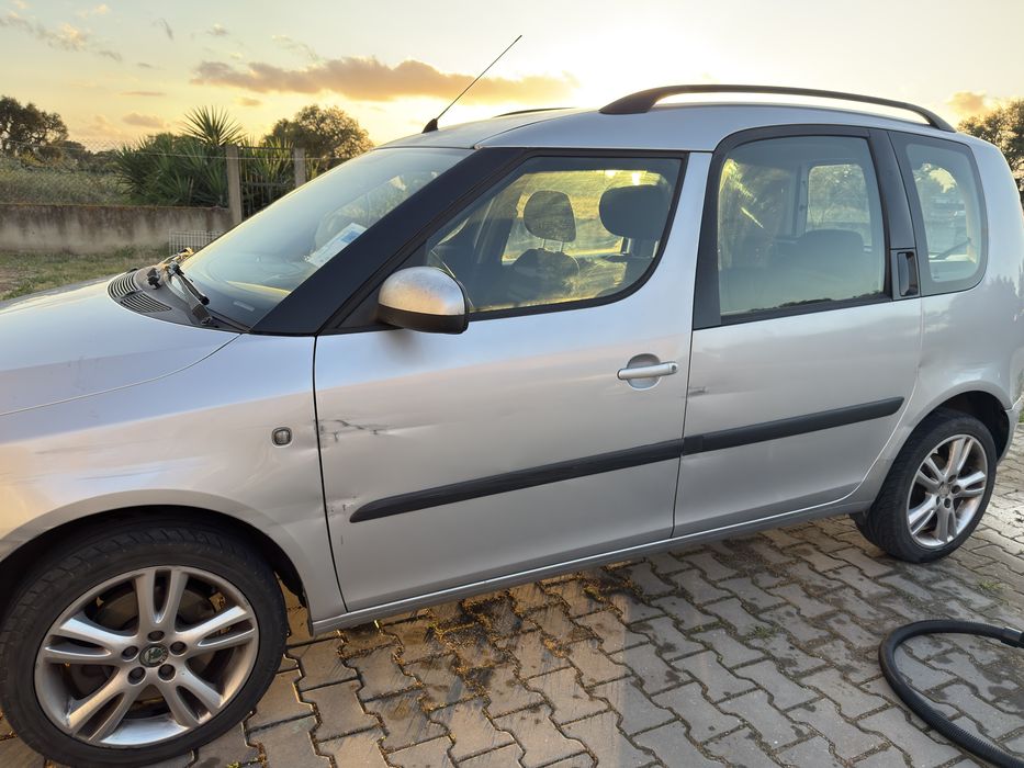 Skoda 2011 em perfeita funcionalidade