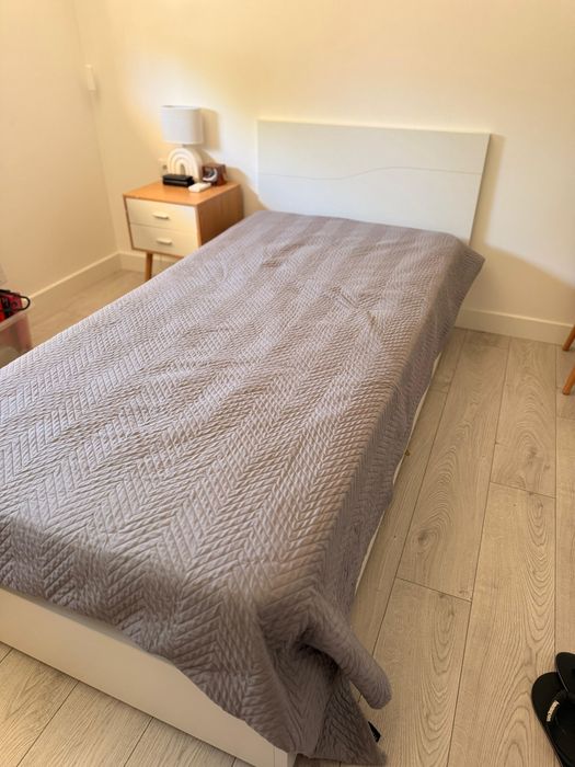 Cama de solteiro