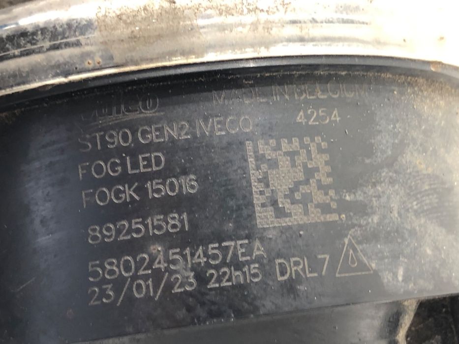 HALOGEN PRAWY PRZÓD LED IVECO DAILY VI 5802451457 Bus LAMPA