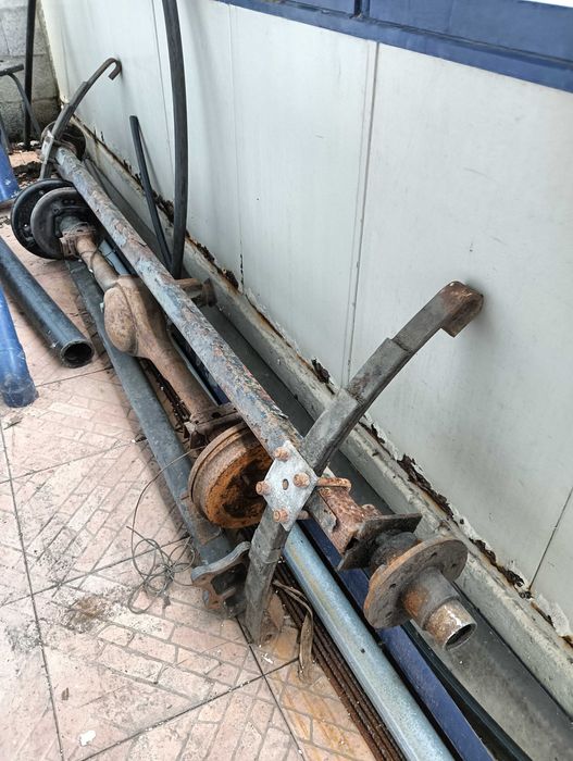 Eixos para Reboque, Atrelado ou Casa Móvel / Caravana