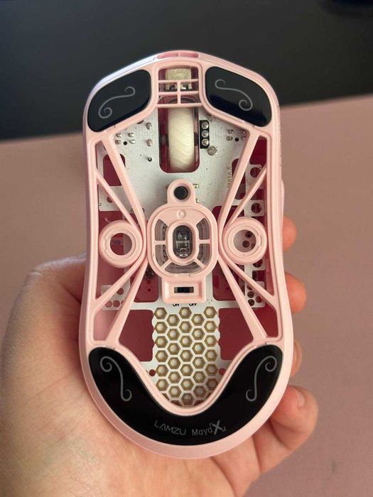 Продам игровую мышь Lamzu Maya X 8k (Pink)