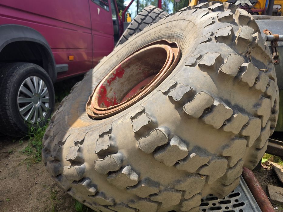 1300×530-533 opona Kraz