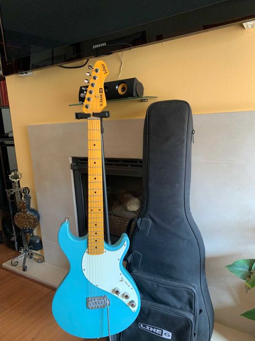 Guitarra Line 6 variax 600 c