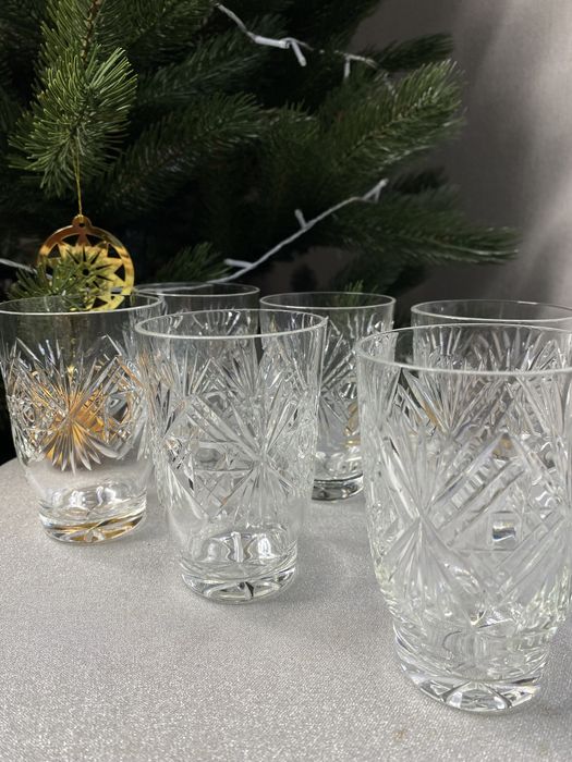 Кришталеві стакани