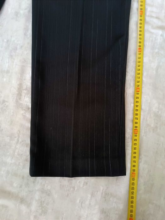 Nowe Spodnie damskie czarne z materiału. Nowe. XL.