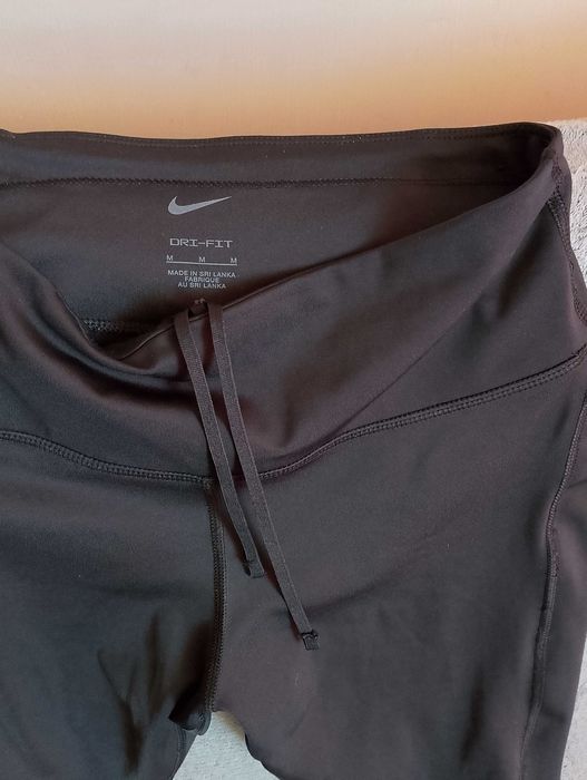 NIKE. Legginsy damskie.