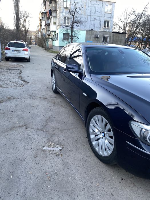 BMW- 730D в хорршем состоянии