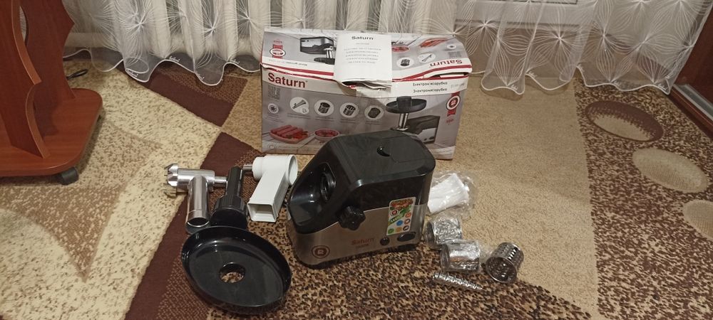 електромясорубка saturn st-fp1098
Я шукаю...


М'ясорубки Saturn
Про