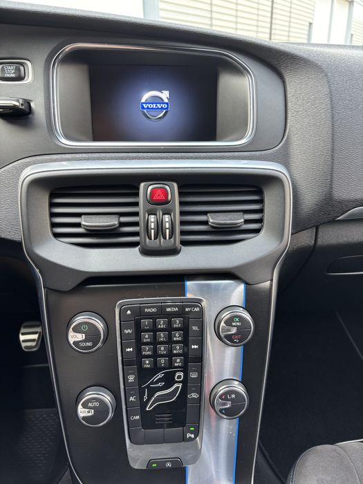 Volvo V40 R-Design City Safety