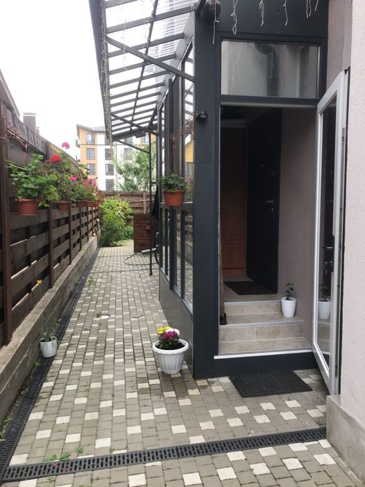 Продажа Тауна в центре Бучи