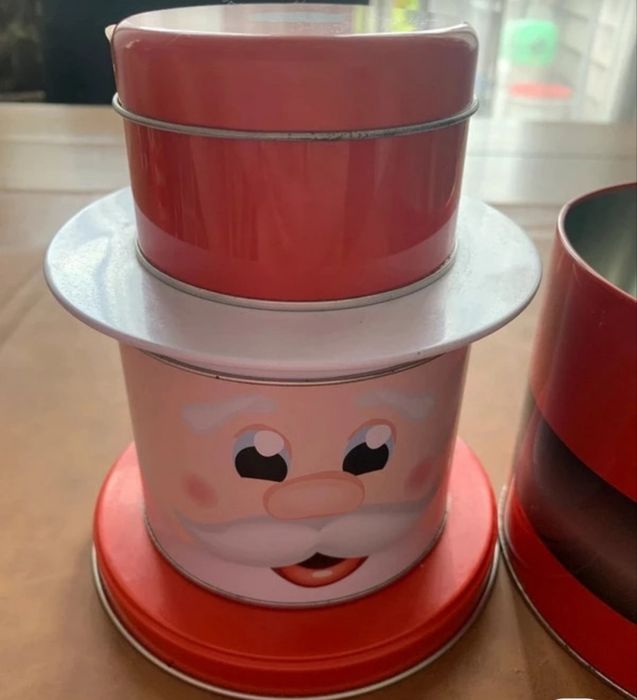 Caixa/lata Pai Natal e boneco de neve