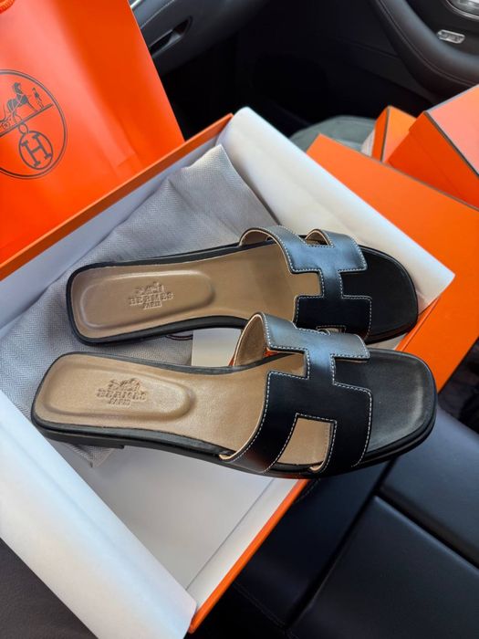 Шльопанці шльопки Oran Sandals Herme s