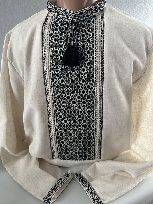 Чоловічі вишиванки ручноі роботи