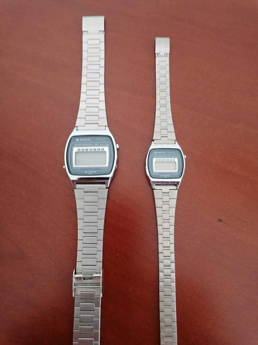 Relógios de pulso estilo Sanyo vintage