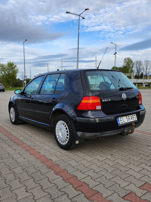 Vw Golf 1.9TDi Klimatyzacja Mrozi, 2 Wł, Hak Do Przyczepki