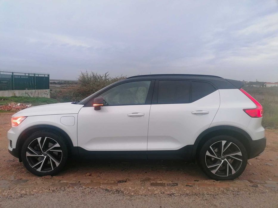 Volvo XC40 T5 R-Design (Plug-In)