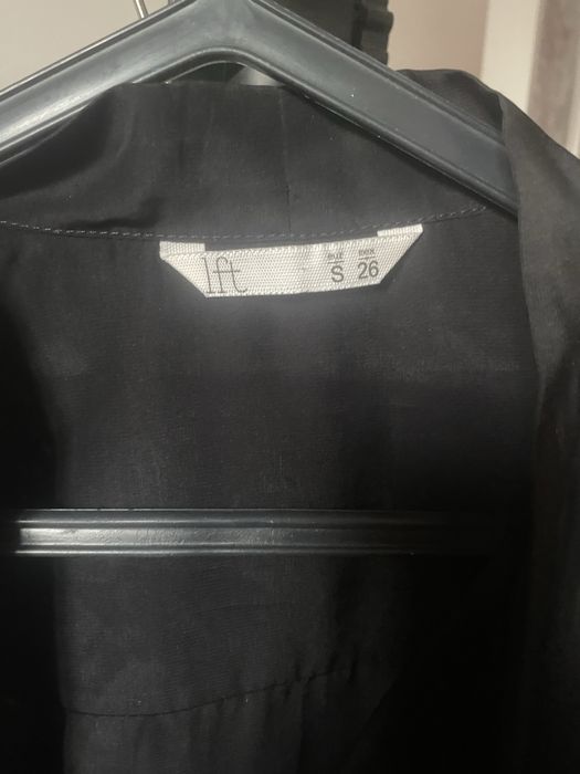 Camisa preta tamanho S