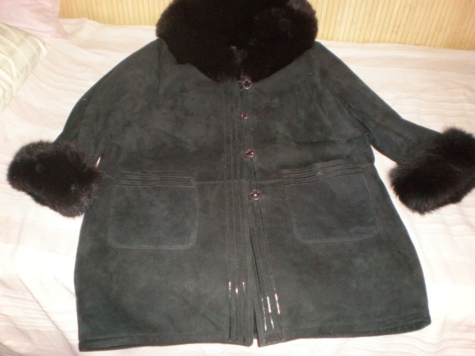 Дубленка , полушубок, натуральный мех. Пальто  букле.