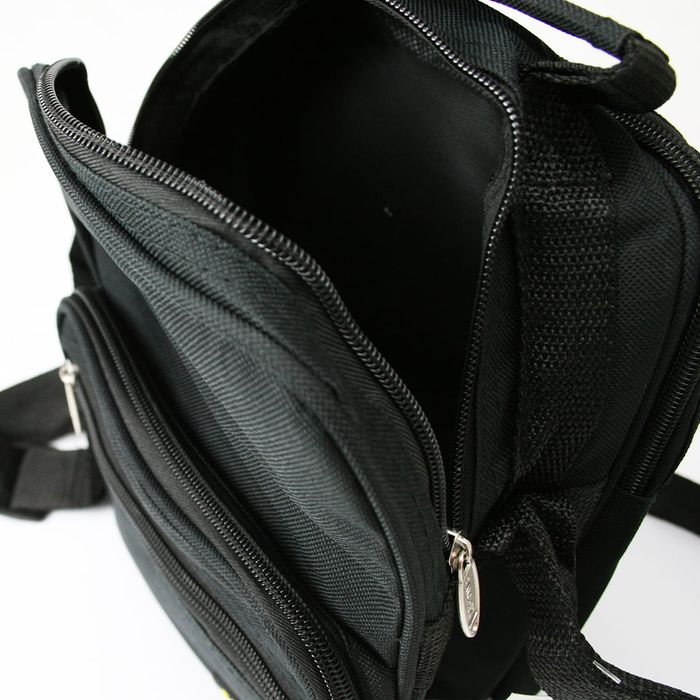 pionowa torba męska z nylonu marki sanchez - czarna