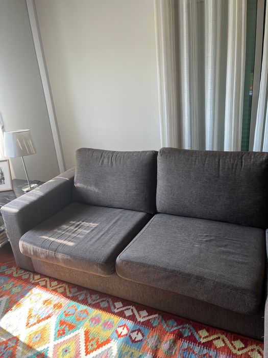 Sofá com chaise longue