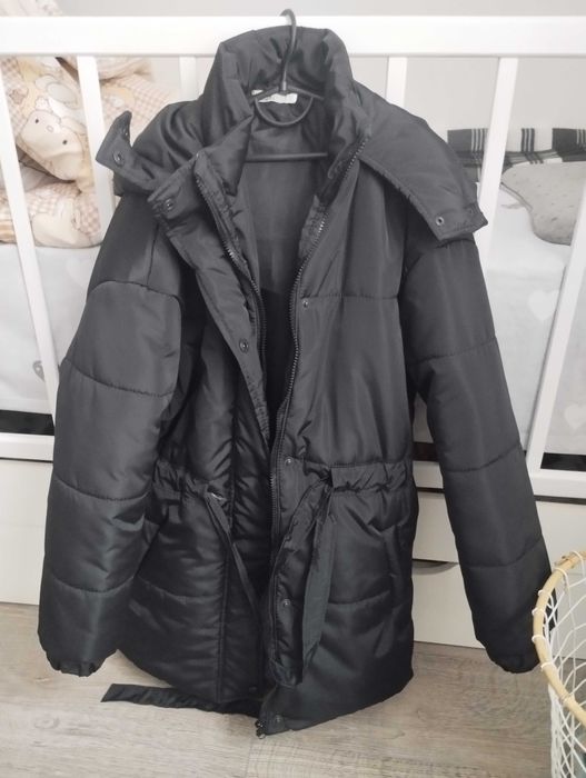 Курточка зимняя.