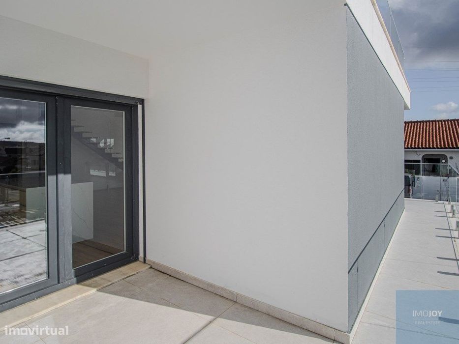 Moradia T4 em Trajouce