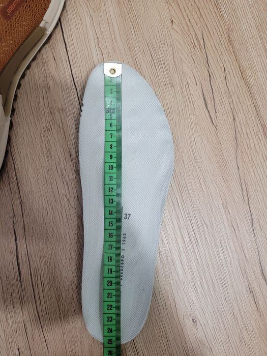 Buty Ecco biom 37