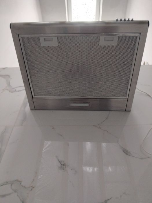 Витяжка вентиляційна кухона