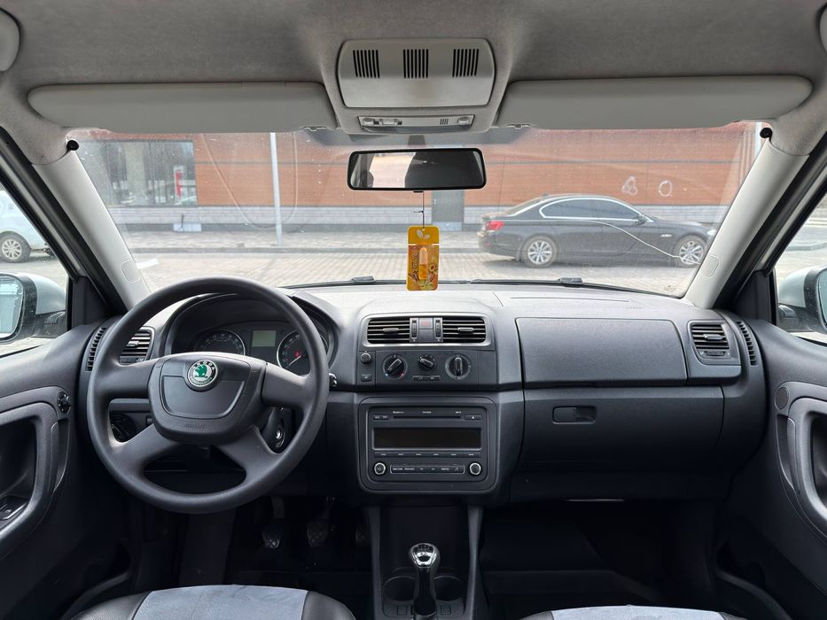 Продам Skoda Fabia 1.6 дизель 2011