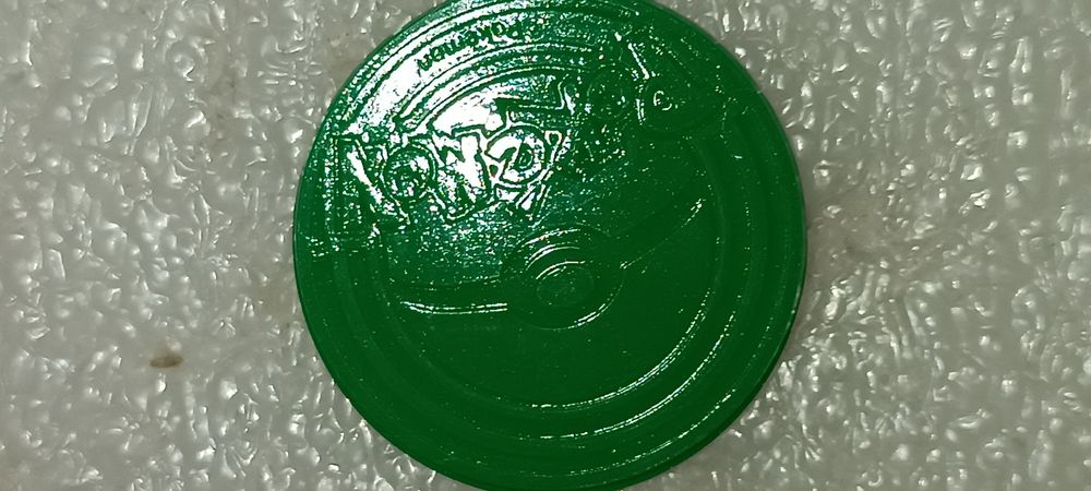 Dados e 2 moedas Pokémon