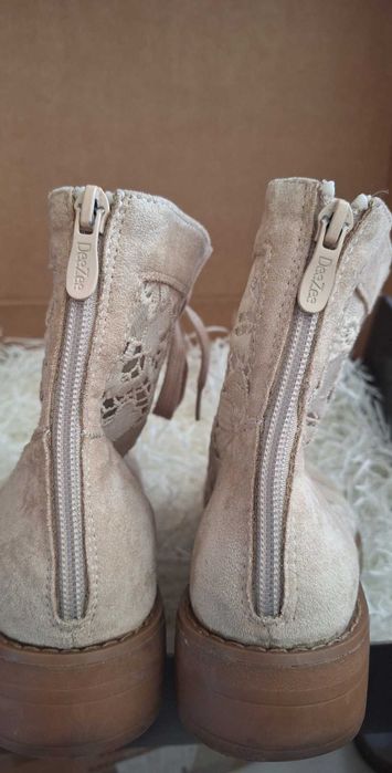 Botki DeeZee rozmiar 37 stan bardzo dobry