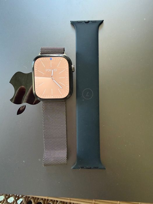 Apple Watch 10 Tytan - duży