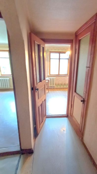 Продам 2-х комнатную "Чешку" 53 м2 на 3/10 в Центре