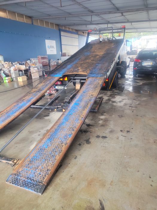 Pronto socorro pesado em ótimo estado