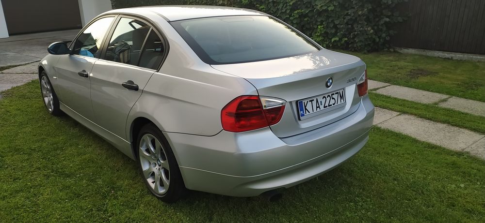 BMW 320i E90 benzyna