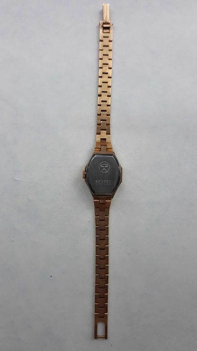 Красивые женские наручные часы луч ссср с позолотой Au с браслетом