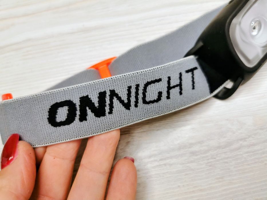 Czołówka tekkingowa Forclaz Decathlon Onnight 100 - 80 lumenów, led
